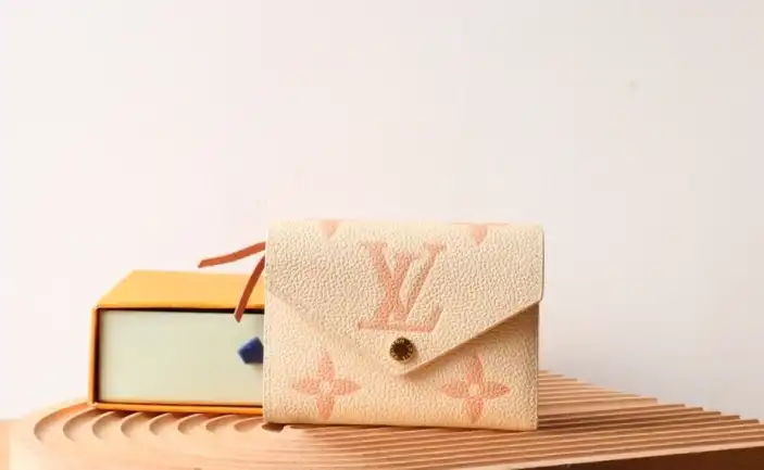 LV Wallets 4178F-0056