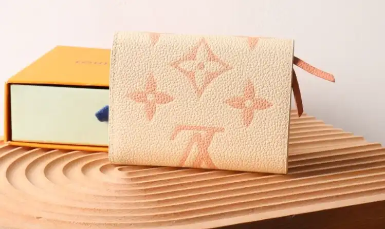 LV Wallets 4178F-0056