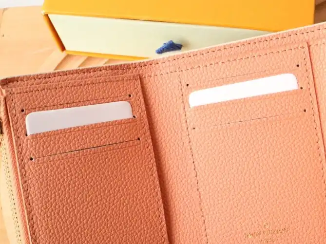 LV Wallets 4178F-0056