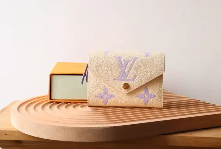 LV Wallets 4178F-0057