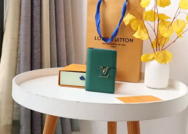 LV Wallets 4178F-0058