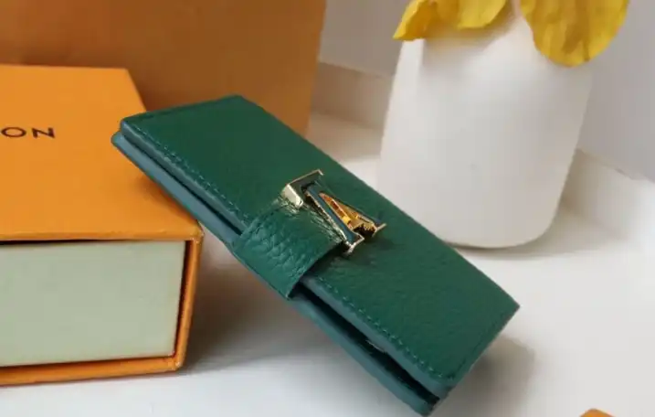 LV Wallets 4178F-0058