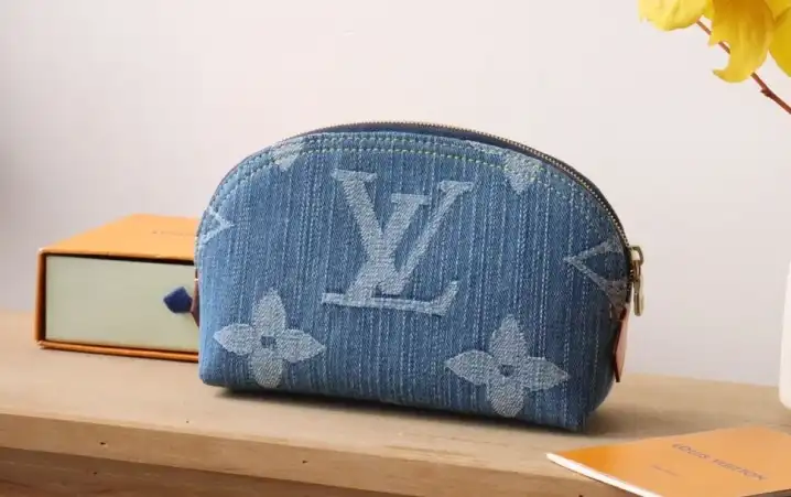 LV Clutch Bags 4178F-0060