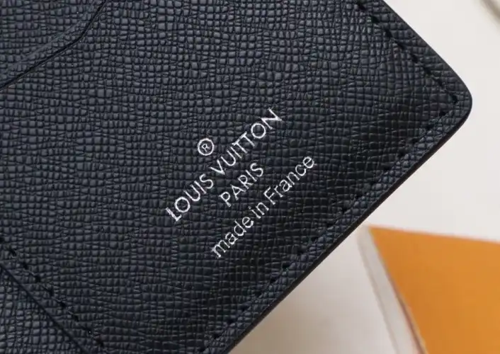 LV Wallets 4178F-0061