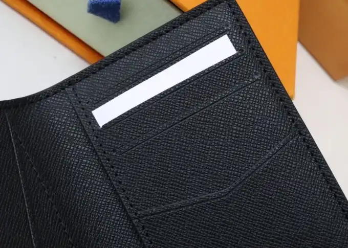 LV Wallets 4178F-0061
