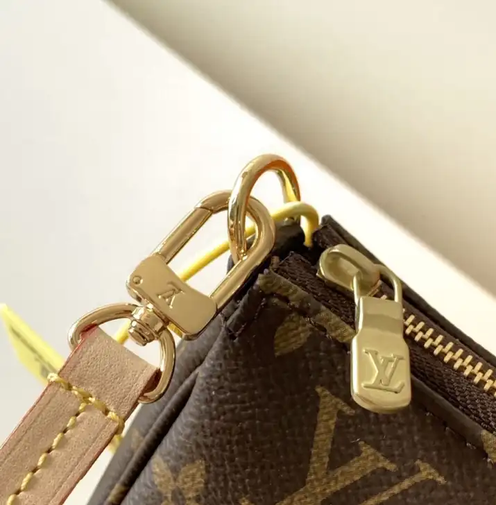 LV Clutch Bags 4178F-0069