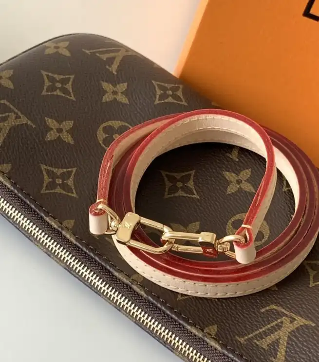 LV Clutch Bags 4178F-0069