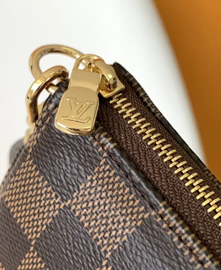 LV Clutch Bags 4178F-0072