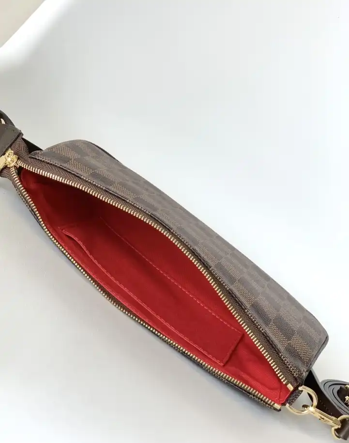 LV Clutch Bags 4178F-0072