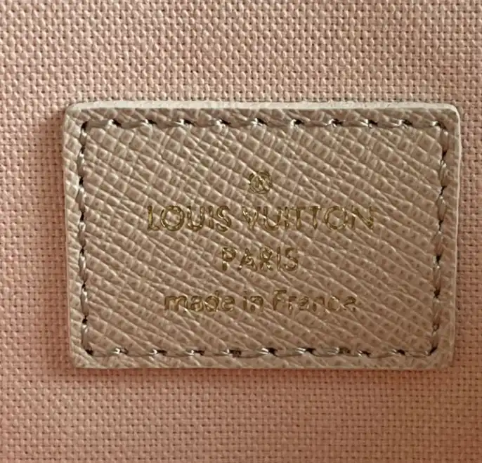 LV Wallets 4178F-0074