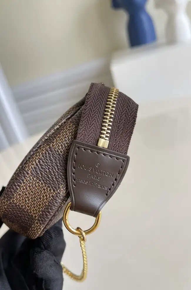 LV Clutch Bags 4178F-0076