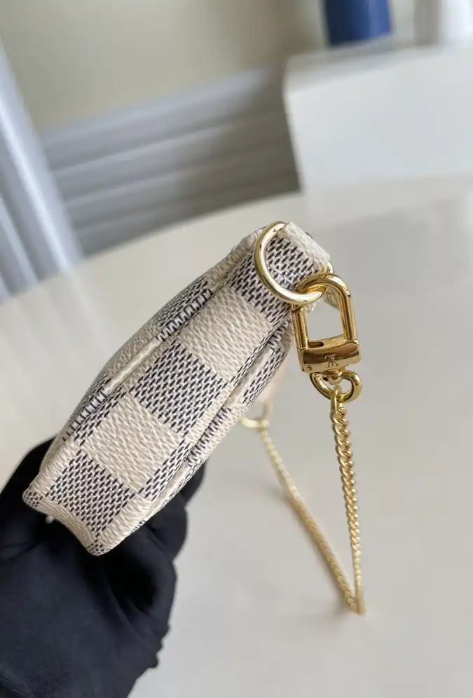 LV Clutch Bags 4178F-0077