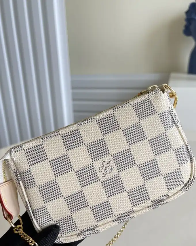 LV Clutch Bags 4178F-0077
