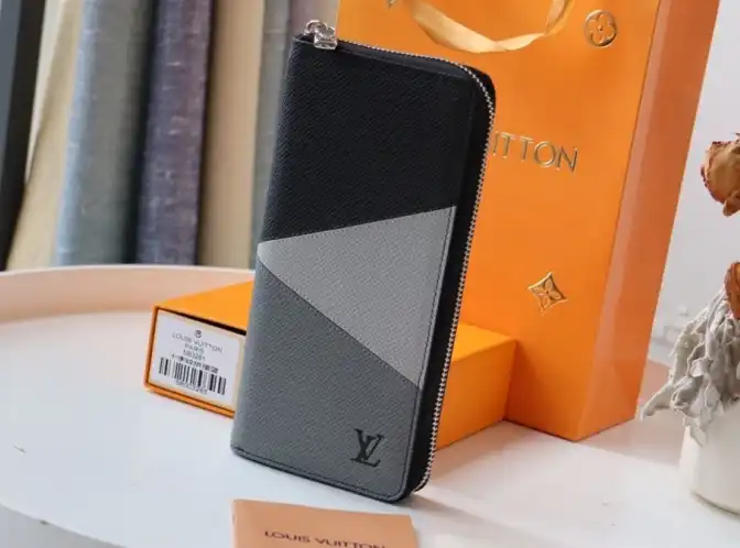 LV Wallets 4178F-0080
