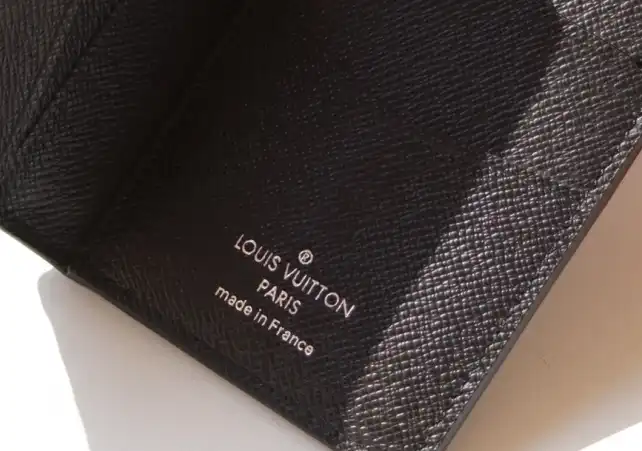 LV Wallets 4178F-0083