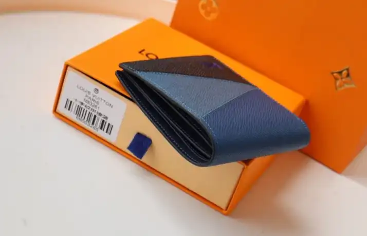 LV Wallets 4178F-0085