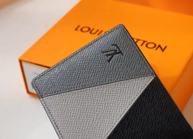 LV Wallets 4178F-0086