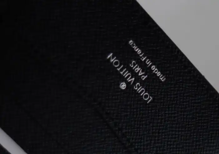 LV Wallets 4178F-0086