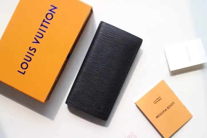 LV Wallets 4178F-0087