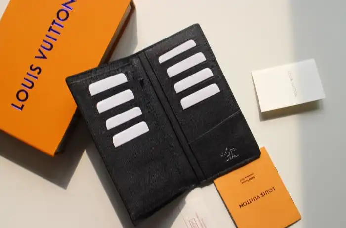 LV Wallets 4178F-0087