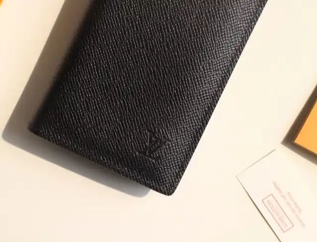 LV Wallets 4178F-0088
