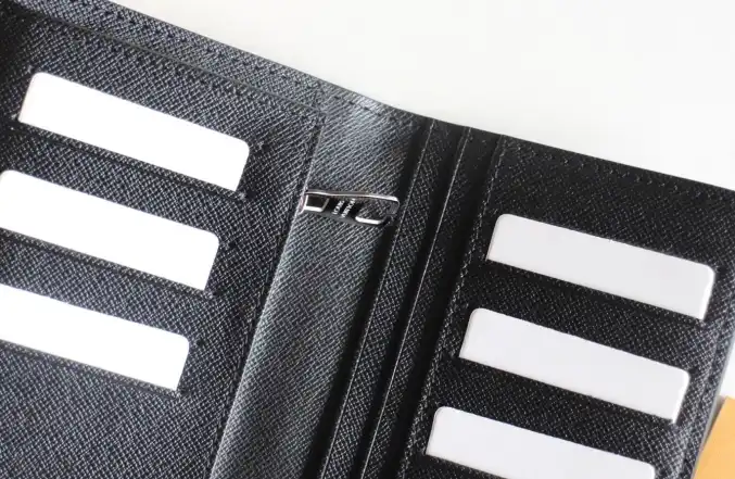 LV Wallets 4178F-0088