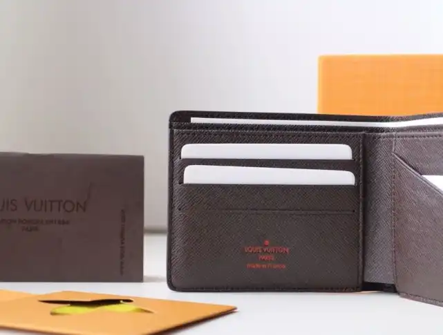 LV Wallets 4178F-0091