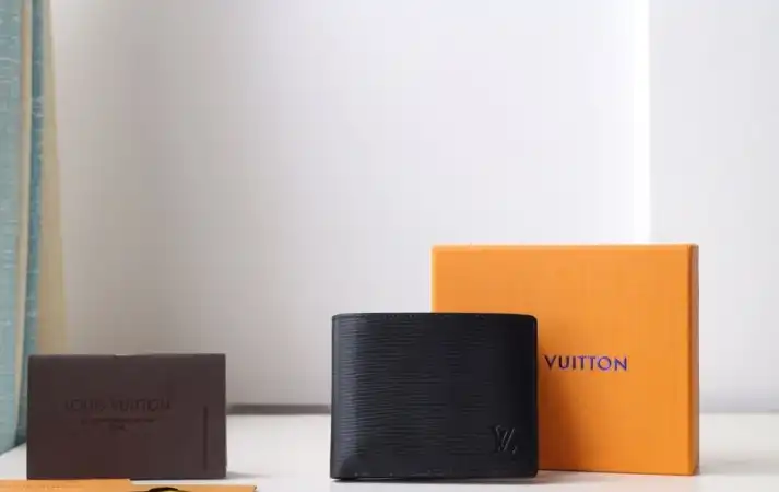 LV Wallets 4178F-0092