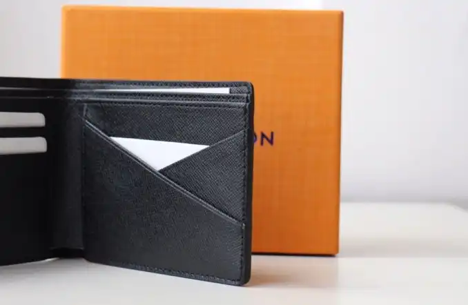 LV Wallets 4178F-0092