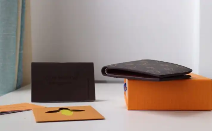 LV Wallets 4178F-0093