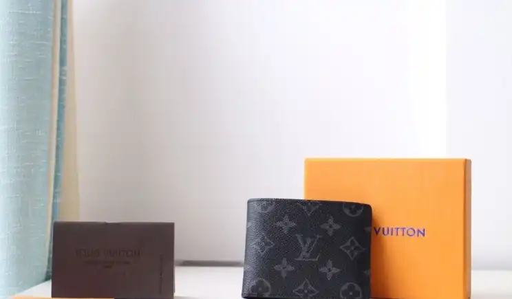LV Wallets 4178F-0094