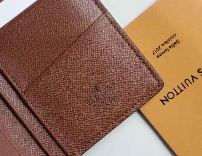 LV Wallets 4178F-0096
