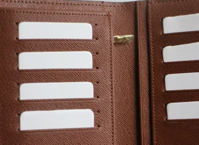 LV Wallets 4178F-0096
