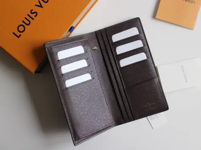 LV Wallets 4178F-0097