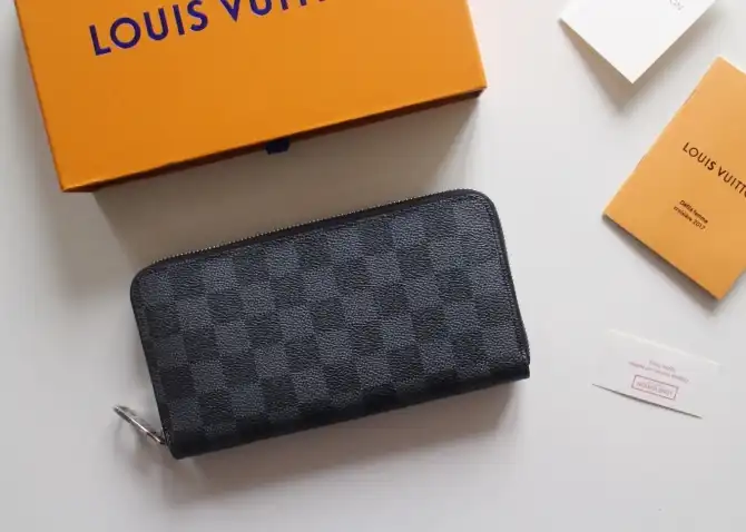 LV Wallets 4178F-0098