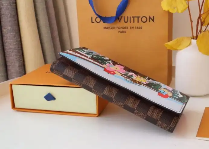 LV Wallets 4178F-0105