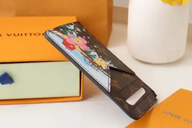 LV Wallets 4178F-0106