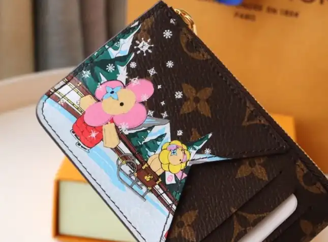 LV Wallets 4178F-0106