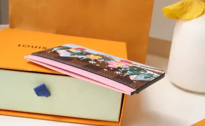 LV Wallets 4178F-0107