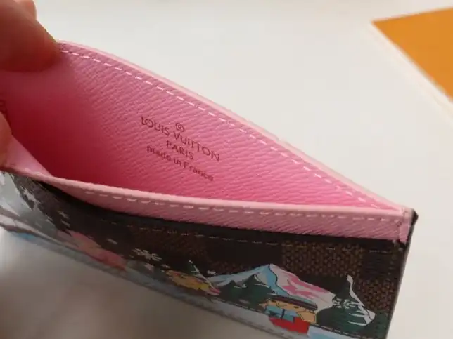 LV Wallets 4178F-0107