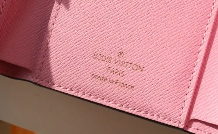 LV Wallets 4178F-0111