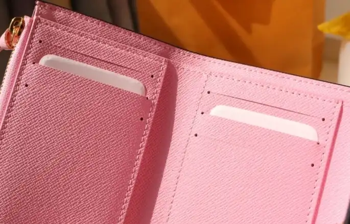LV Wallets 4178F-0111