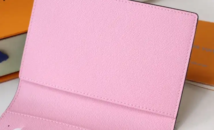 LV Wallets 4178F-0114