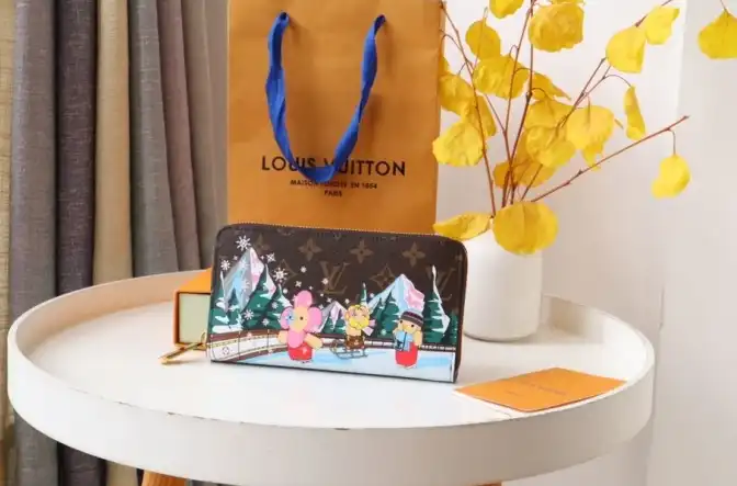 LV Wallets 4178F-0117