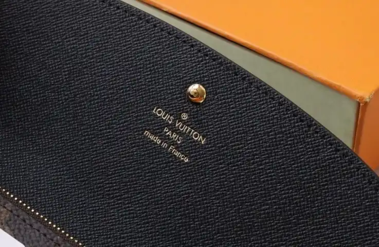 LV Wallets 4178F-0123