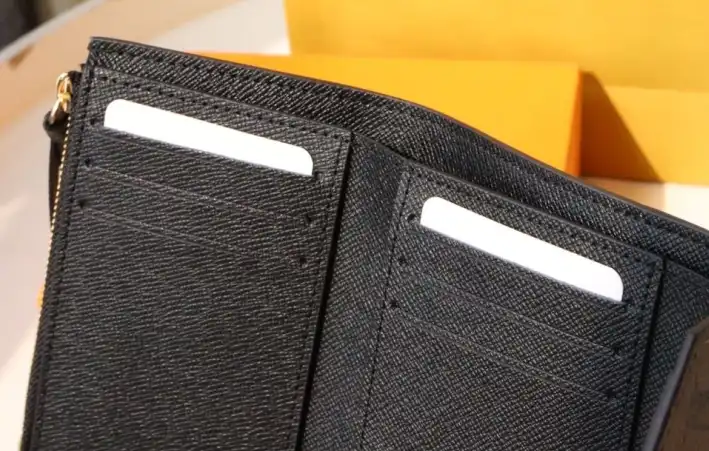 LV Wallets 4178F-0125