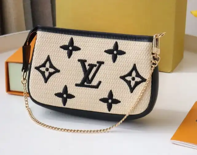 LV Wallets 4178F-0127