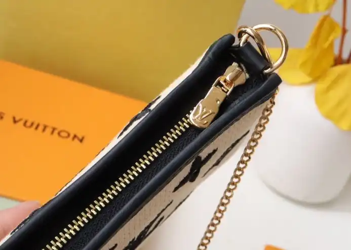 LV Wallets 4178F-0127