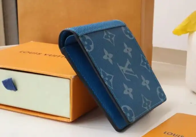 LV Wallets 4178G-0013