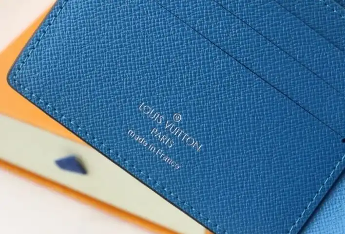 LV Wallets 4178G-0013